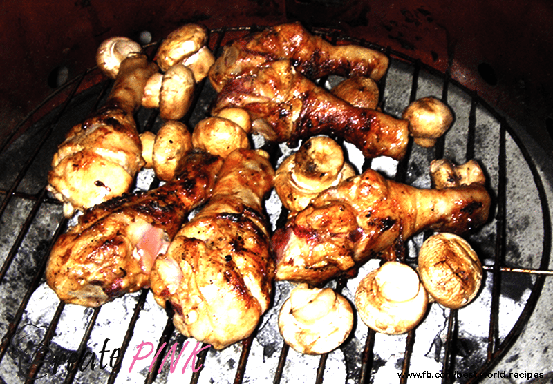 grilled chicken drumsticks and mushrooms